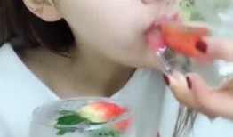 女网红吃瓜,一场娱乐圈的“瓜田”盛宴